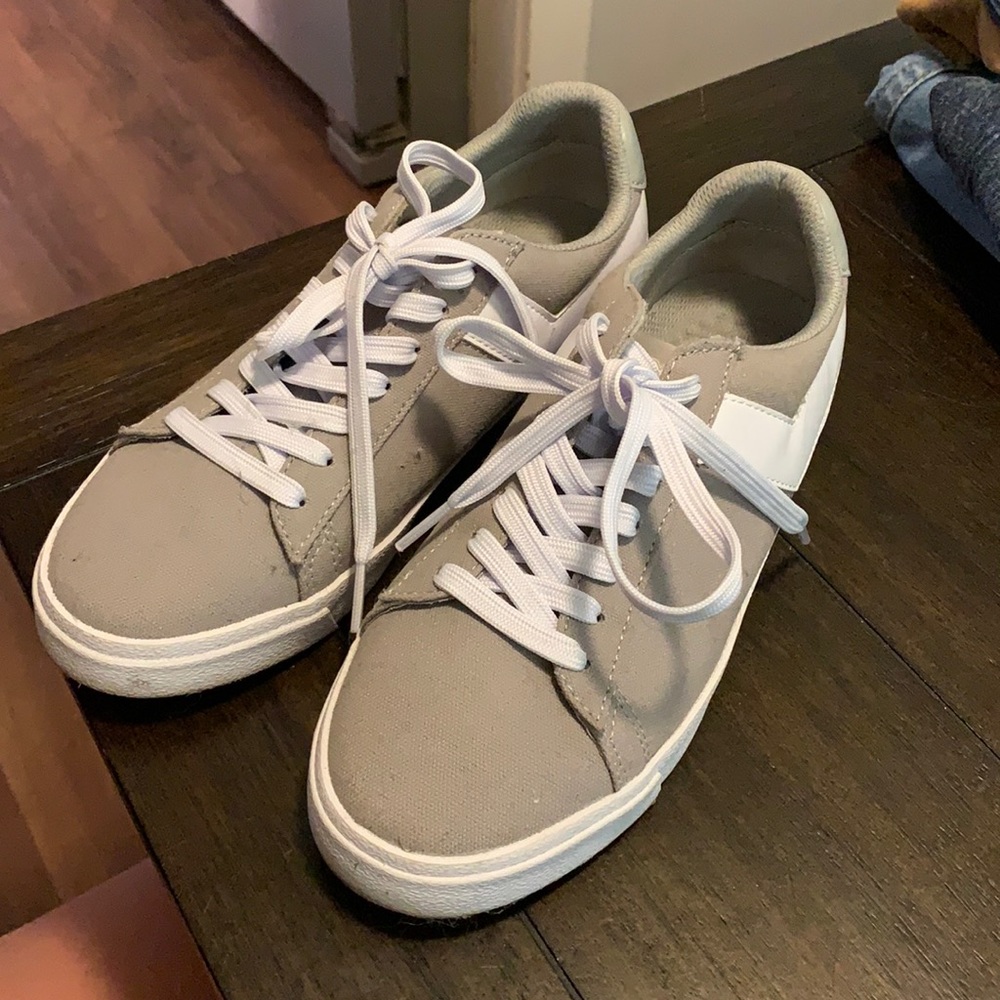 Never worn